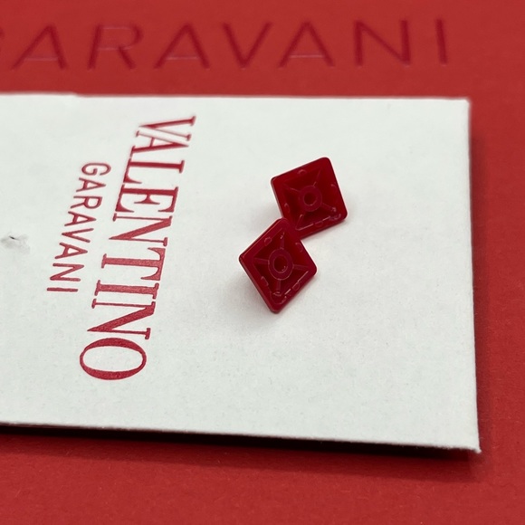 2 Valentino Garavani Rockstud Stud Replacements Red New w Original Envelope - Picture 2 of 4